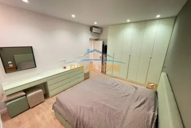 Shtepi me qera Apartament ne Tirane, 1+1, Mobilimi E mobiluar, Pagesa 750  Euro.