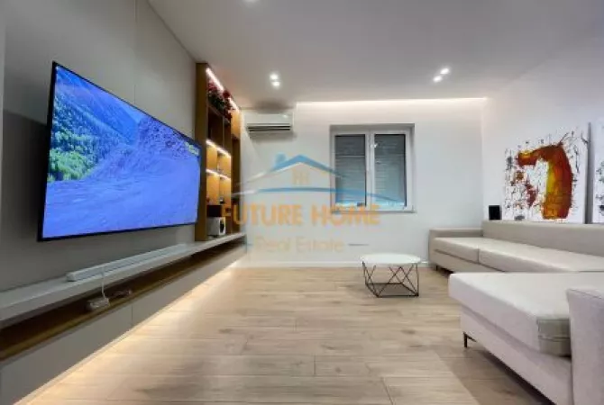Shtepi me qera 1+1 ne Tirane - 750 Euro