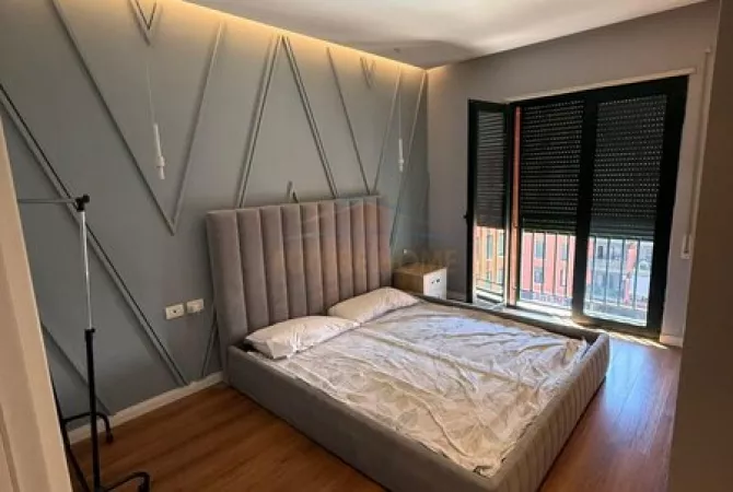 Shtepi ne shitje 1+1 ne Tirane - 140,000 Euro