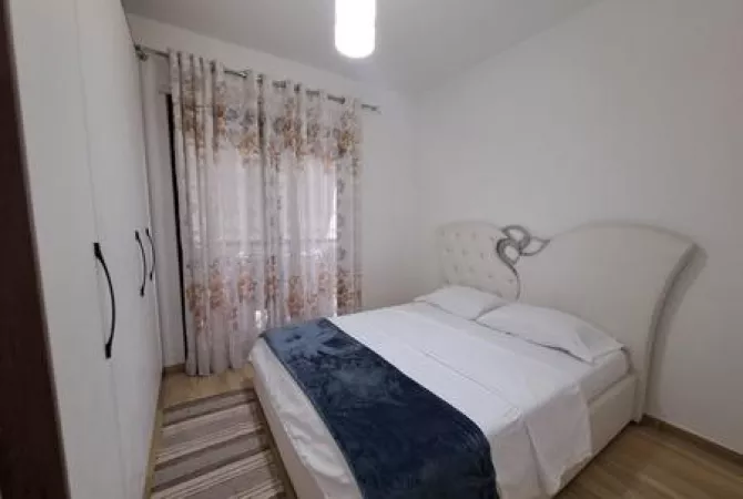 Shtepi me qera 2+1 ne Tirane - 700 Euro