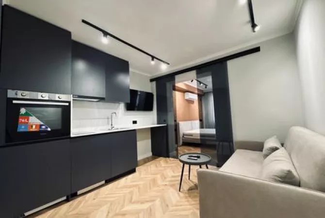 Shtepi ne shitje Apartament ne Tirane, 1+1, Mobilimi E mobiluar, Pagesa 268,000  Euro.