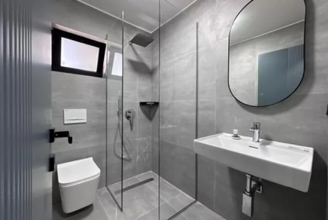 Shtepi ne shitje Apartament ne Tirane, 1+1, Mobilimi E mobiluar, Pagesa 268,000  Euro.