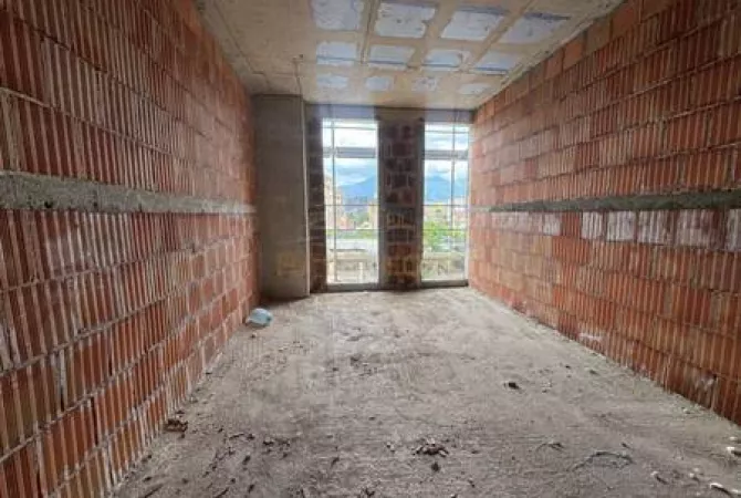 Shtepi ne shitje 2+1 ne Tirane - 171,000 Euro