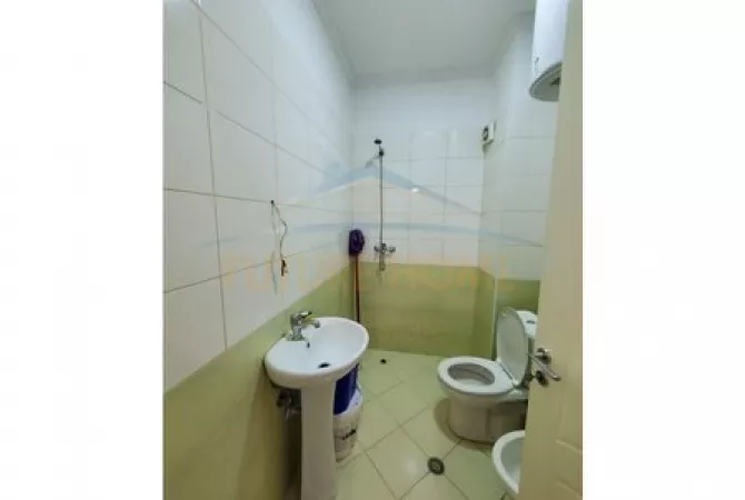 Shtepi ne shitje 1+1 ne Tirane - 79,900 Euro