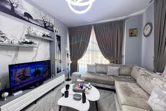 Shtepi ne shitje 1+1 ne Tirane - 135,000 Euro