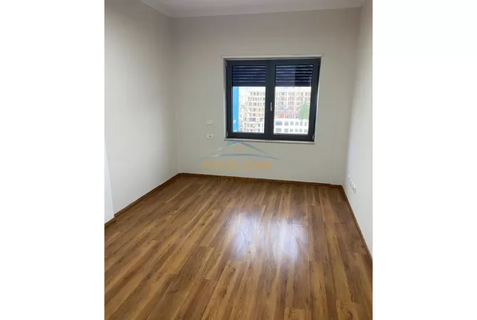 Shtepi ne shitje 3+1 ne Tirane - 425,000 Euro