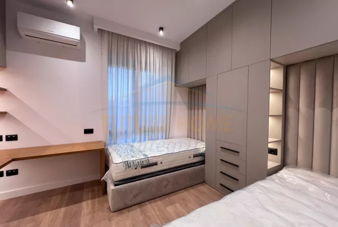 Shtepi me qera 2+1 ne Tirane - 1,000 Euro