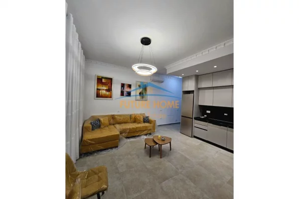 Shtepi me qera 2+1 ne Tirane - 1,100 Euro