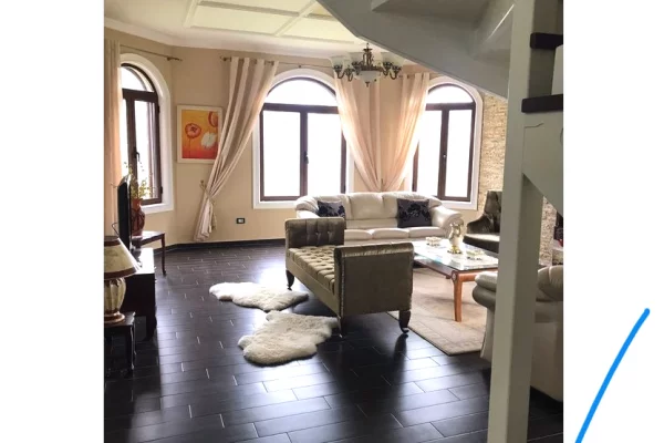 Shtepi ne shitje Vila Luksoze ne Tirane, 3+1, Mobilimi E mobiluar, Pagesa 420,000  Euro.