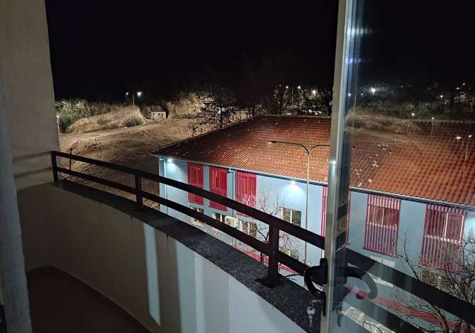 Shtepi me qera Apartament ne Tirane, 1+1, Mobilimi E mobiluar, Pagesa 250  Euro.