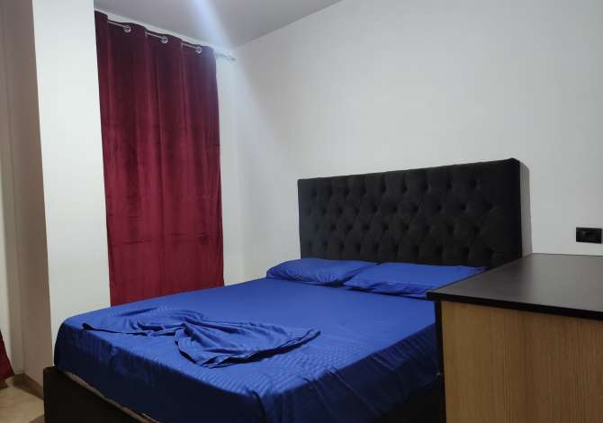 Shtepi me qera Apartament ne Tirane, 1+1, Mobilimi E mobiluar, Pagesa 250  Euro.