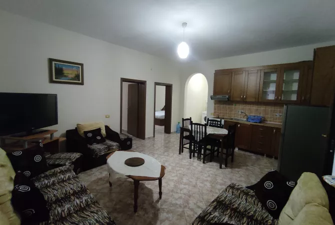 Shtepi me qera 2+1 ne Tirane - 400 Euro