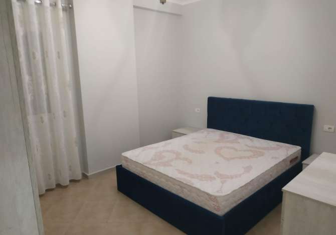 Shtepi me qera Apartament ne Tirane, 1+1, Mobilimi E mobiluar, Pagesa 300  Euro.