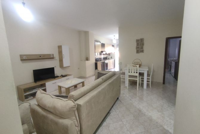 Shtepi me qera 1+1 ne Tirane - 260 Euro