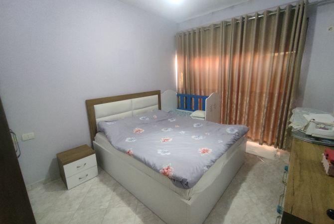 Shtepi me qera 1+1 ne Tirane - 260 Euro