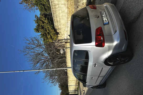 Makina ne shitje  ne Tirane - 540,000 Leke