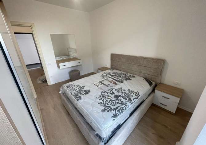 Shtepi me qera Apartament ne Tirane, 1+1, Mobilimi E mobiluar, Pagesa 500  Euro.