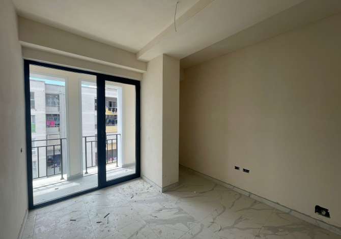 Shtepi ne shitje Apartament ne Tirane, 2+1, Mobilimi Bosh, pa mobiluar, Pagesa 148,000  Euro.