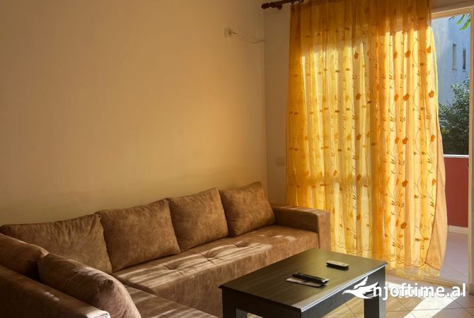 Shtepi me qera 2+1 ne Tirane - 45,000 Leke