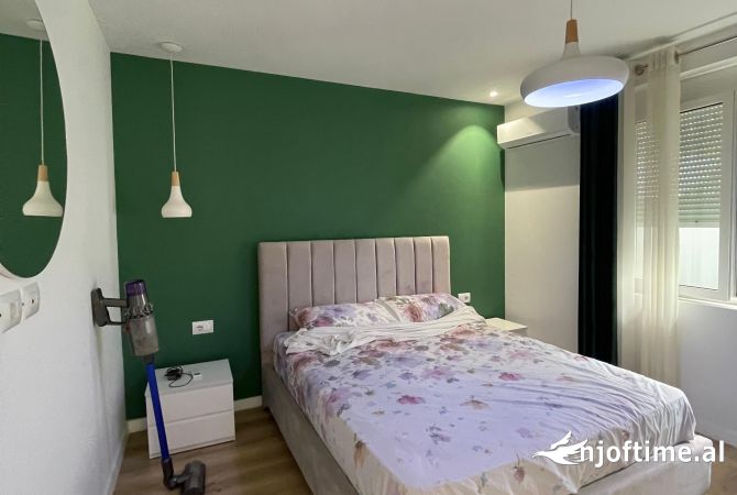 Shtepi me qera 2+1 ne Tirane - 800 Euro