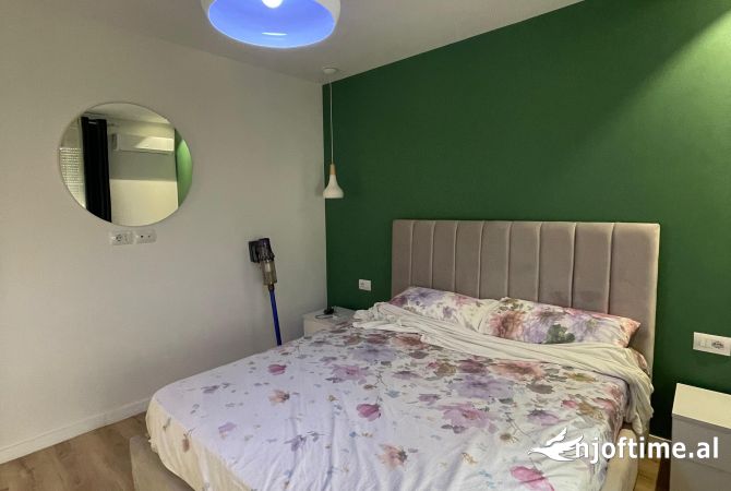 Shtepi me qera Shtepi Private ne Tirane, 2+1, Mobilimi E mobiluar, Pagesa 800  Euro.