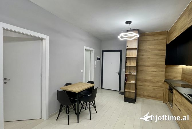 Shtepi me qera Apartament ne Tirane, 1+1, Mobilimi E mobiluar, Pagesa 500  Euro.