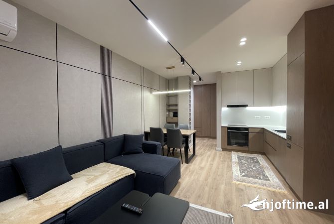 Shtepi me qera 2+1 ne Tirane - 800 Euro