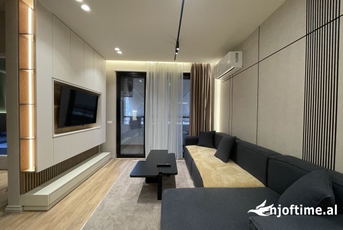 Shtepi me qera 2+1 ne Tirane - 800 Euro