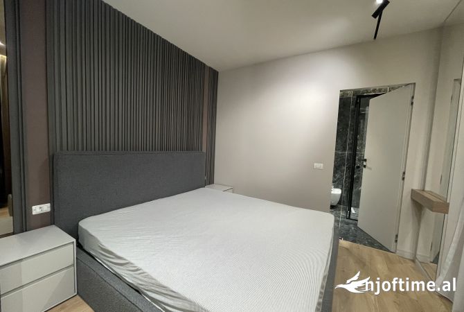 Shtepi me qera Apartament ne Tirane, 2+1, Mobilimi E mobiluar, Pagesa 800  Euro.