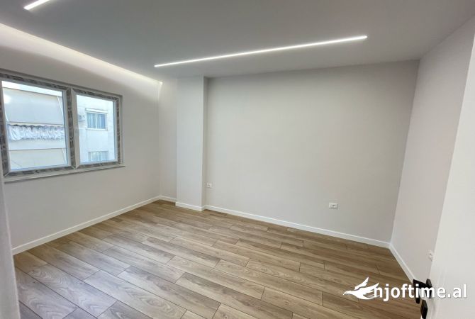 Shtepi ne shitje 1+1 ne Tirane - 120,000 Euro