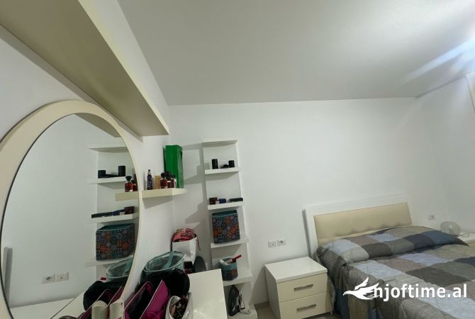 Shtepi me qera Apartament ne Tirane, 1+1, Mobilimi E mobiluar, Pagesa 470  Euro.