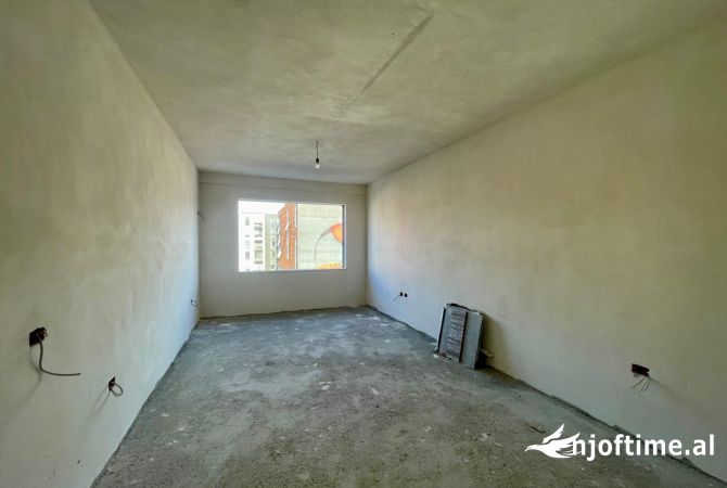 Shtepi ne shitje 2+1 ne Tirane - 160,000 Euro
