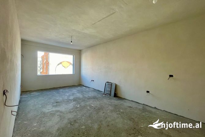 Shtepi ne shitje 2+1 ne Tirane - 160,000 Euro