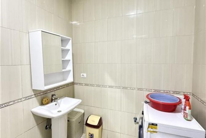 Shtepi me qera 2+1 ne Tirane - 550 Euro