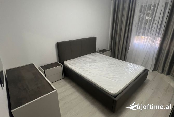 Shtepi me qera 1+1 ne Tirane - 650 Euro