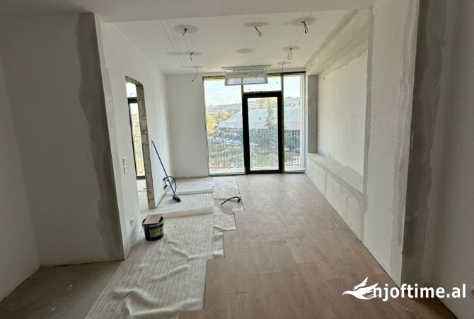 Ambient zyre me qira 1+1 tek Lake View Residence 