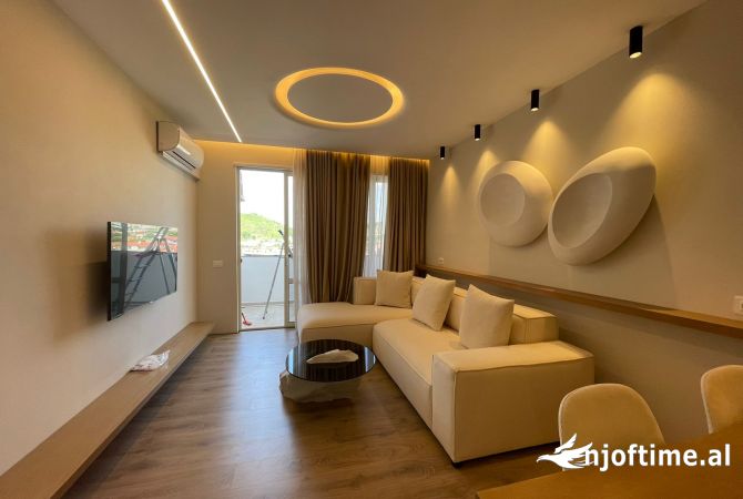 Shtepi me qera Apartament ne Tirane, 1+1, Mobilimi E mobiluar, Pagesa 499  Euro.