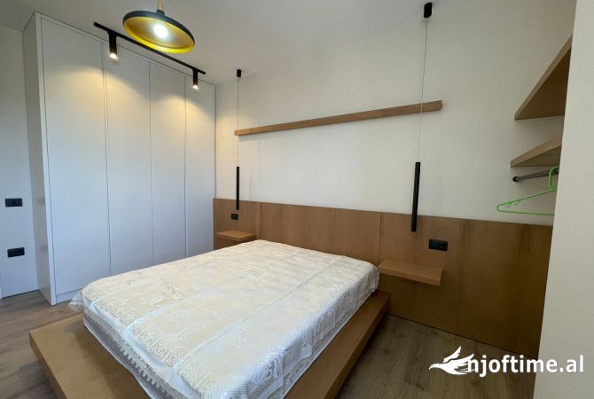 Shtepi me qera Apartament ne Tirane, 1+1, Mobilimi E mobiluar, Pagesa 499  Euro.