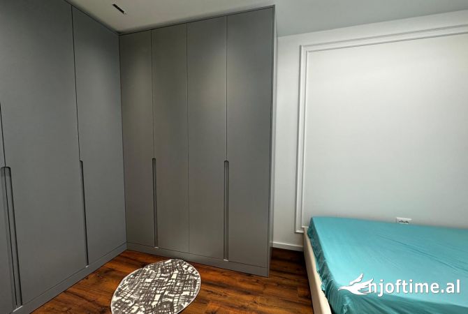 Shtepi me qera Apartament ne Tirane, 2+1, Mobilimi E mobiluar, Pagesa 999  Euro.