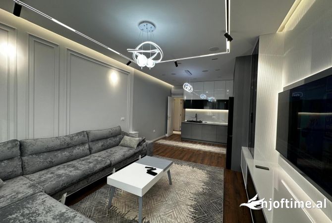 Shtepi me qera Apartament ne Tirane, 2+1, Mobilimi E mobiluar, Pagesa 999  Euro.