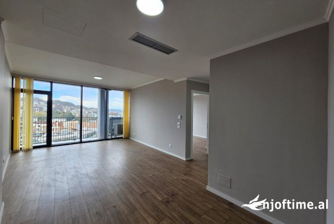 Jepet me qira zyre 1+1 te Lake View, Liqeni Artificial