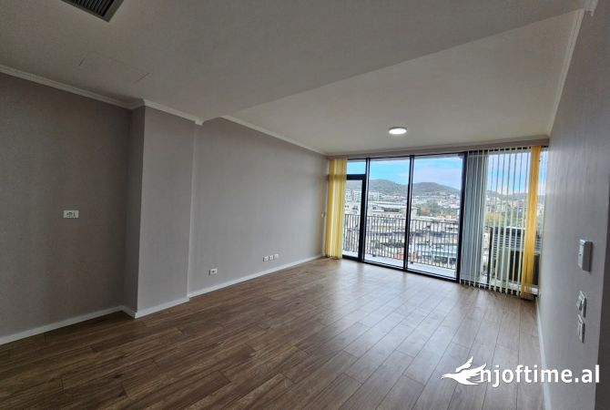 Ambient biznesi me qera 3+1 ne Tirane - 749 Euro