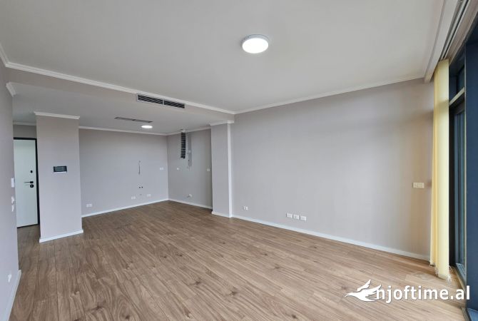 Jepet me qira zyre 1+1 te Lake View, Liqeni Artificial