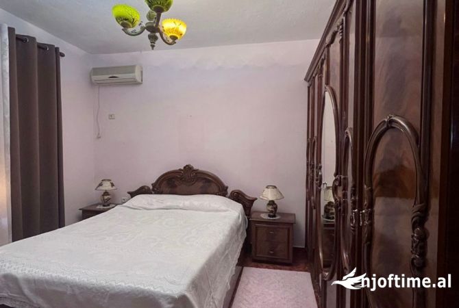 Shtepi me qera Apartament ne Tirane, 2+1, Mobilimi E mobiluar, Pagesa 458  Euro.