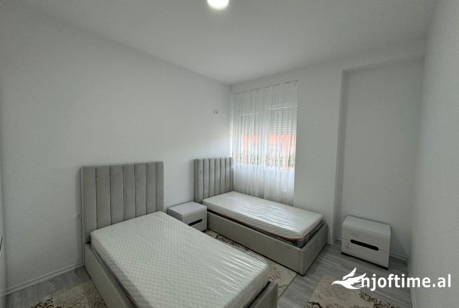 Shtepi ne shitje 3+1 ne Tirane - 249,998 Euro