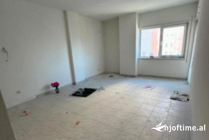Shtepi ne shitje 1+1 ne Durres - 64,900 Euro