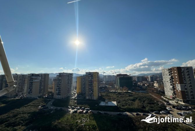 Shtepi ne shitje Apartament ne Tirane, 1+1, Mobilimi E mobiluar, Pagesa 149,999  Euro.