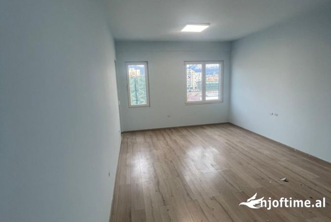Shtepi ne shitje 1+1 ne Tirane - 259,999 Euro