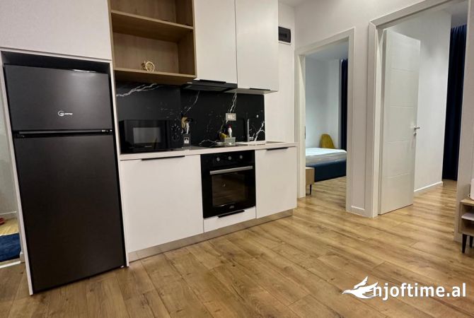 Shtepi me qera Apartament ne Tirane, 2+1, Mobilimi E mobiluar, Pagesa 749  Euro.