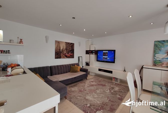 Shtepi me qera Apartament ne Tirane, 2+1, Mobilimi E mobiluar, Pagesa 799  Euro.